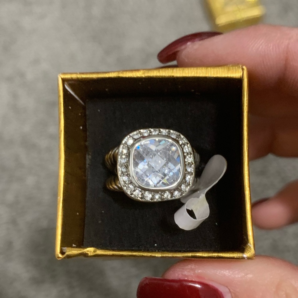 Cubic Zirconia Silver Size 6 Ring